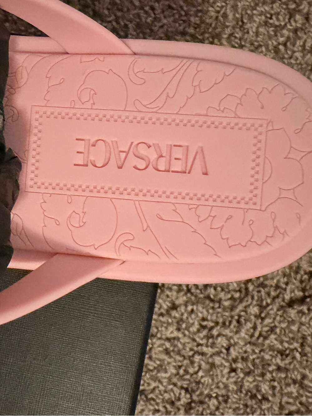 Versace Medusa Pastel Pink Rubber Thong Sandals Slides Size 40 / US 10 - Picture 3 of 8